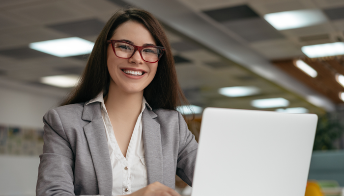 An human resources executive who uses Triton employment background checks.